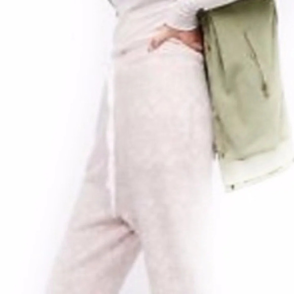 NWOT FREE PEOPLE Sweater Slouchy High rise Jogger Pant - Picture 3 of 13